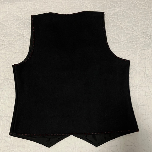 Vintage Wool Embroidered Black Vest with Floral Design size Medium - Picture 5 of 5